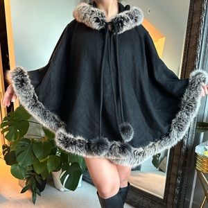 La Fiorentina 100% Cashmere Cape with Hood & Fox Fur Trim